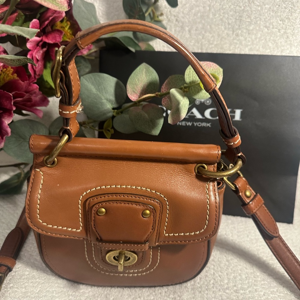 Coach Willis Brown Leather Women's crossbody with the legacy lining….